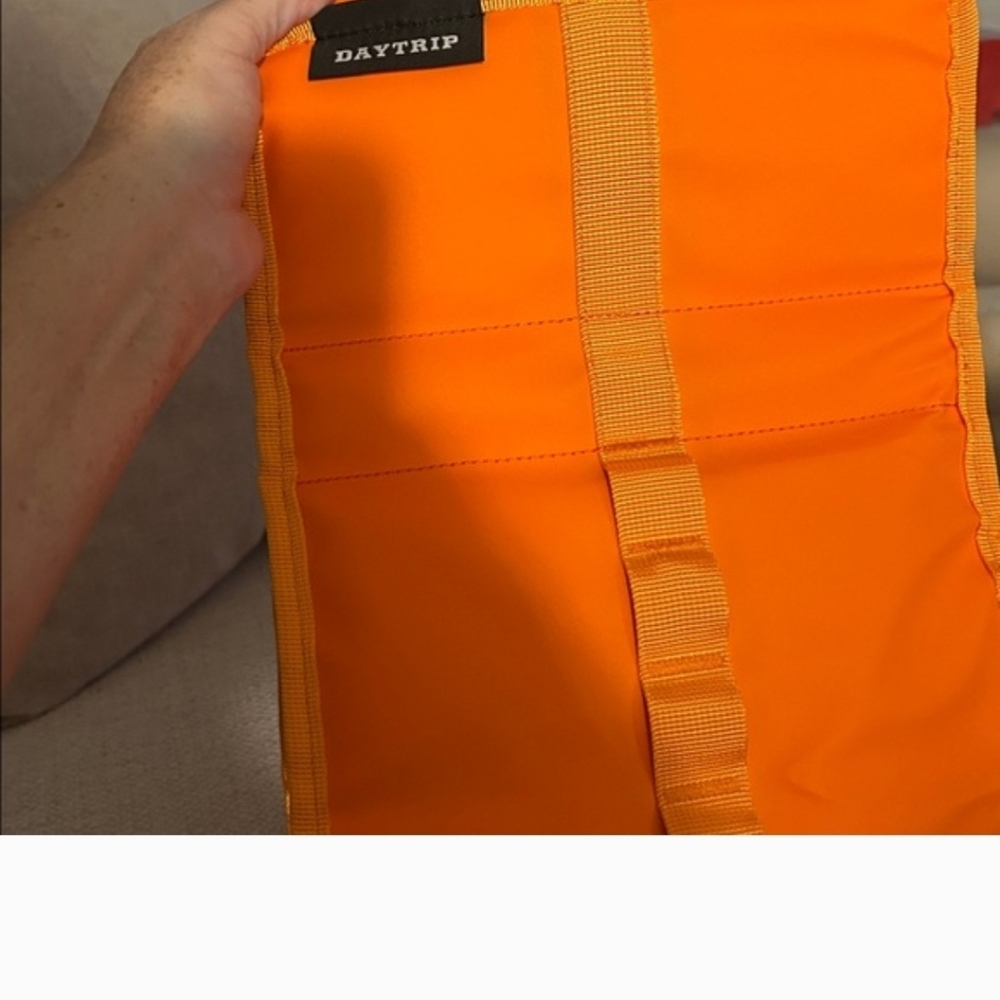 Yeti Daytrip Cooler. Firm Price - Picture 6 of 12